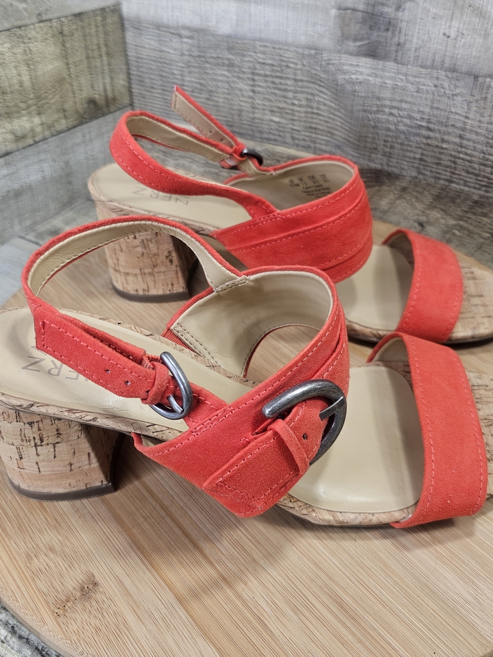 Women’s NATURALIZER Coral Suede Block Heel Sandals 9.5
